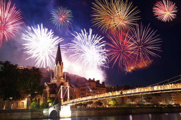 Lyon Le Feu D Artifice Du 14 Juillet Aura T Il Lieu Vivre Lyon